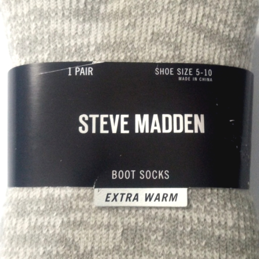 STEVE MADDEN WOMEN'S SINGLE PAIR GRAY CREAM FUZZY EXTRA WARM BOOT SOCKS NWT - Picture 2 of 2